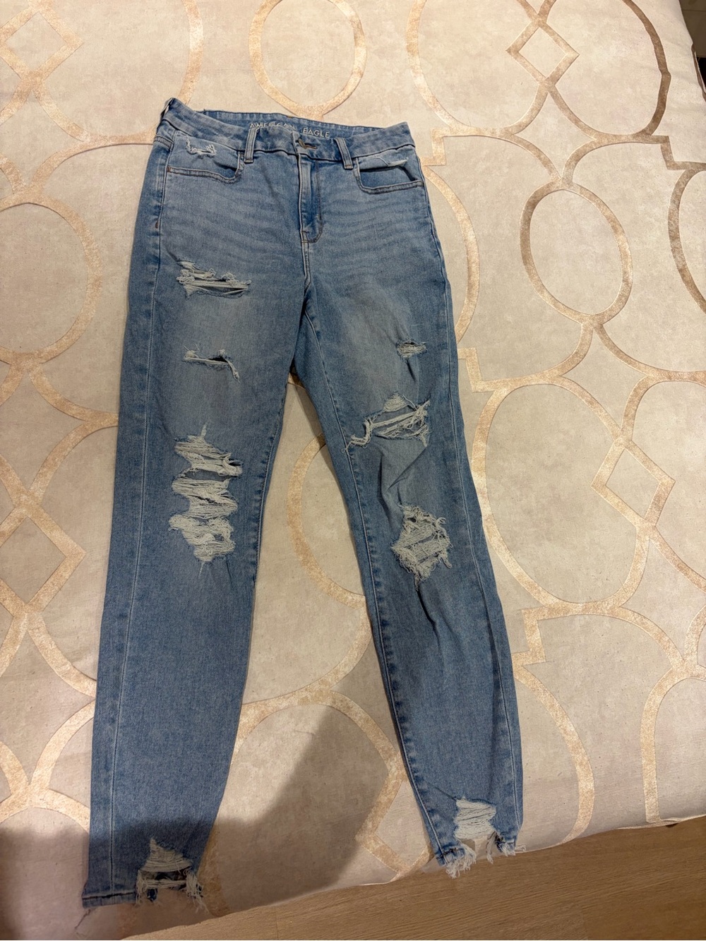 American Eagle Outfitters Light Blue Ripped Skinny Jeans